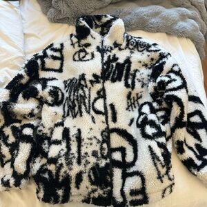 Zara Graphic Fleece